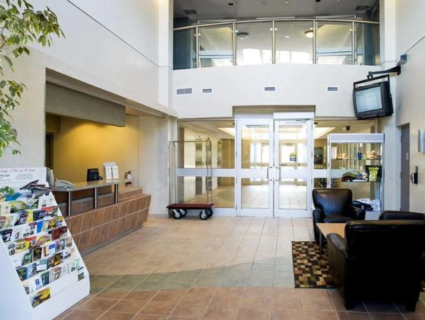 Residence & Conference Centre - Barrie