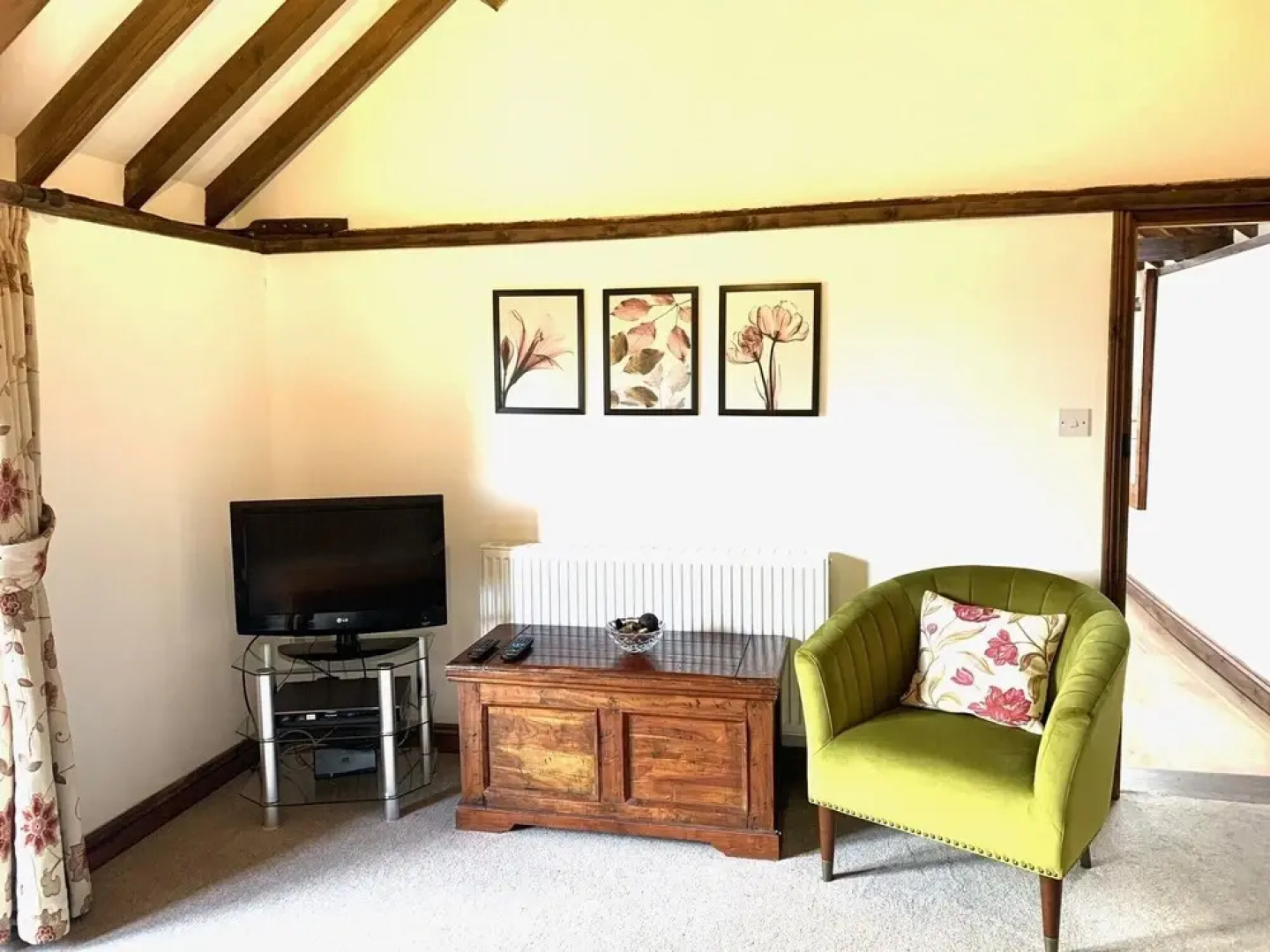 Lovely 1-bed Cottage in Hellingly