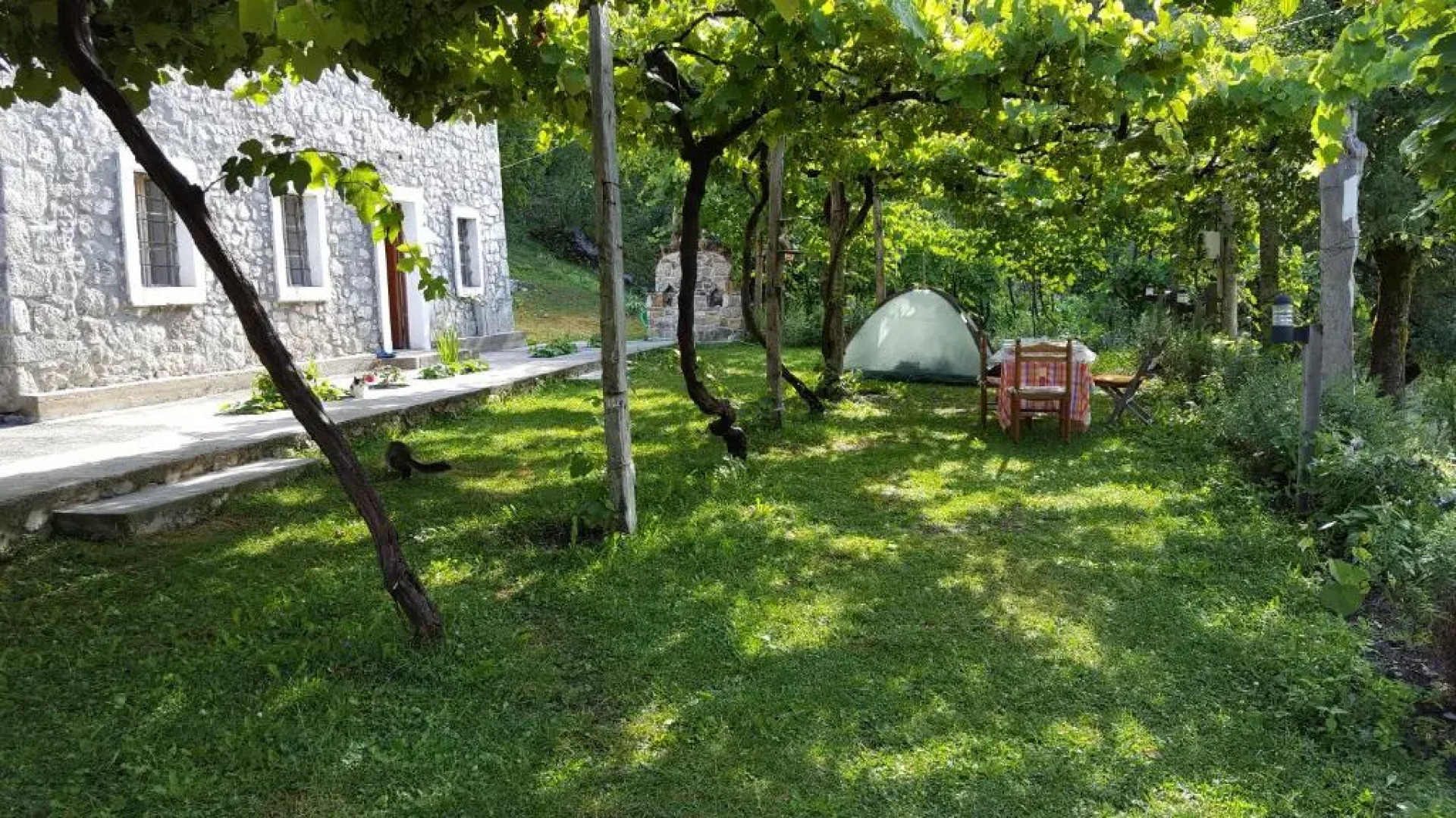 Guesthouse "Gjin Thana"