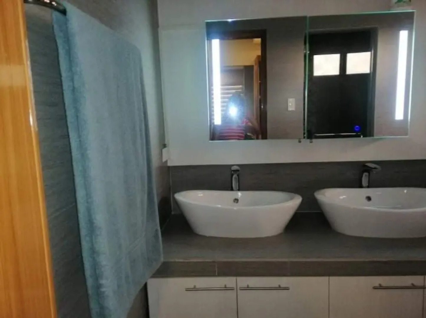 Luxury Villa at Mariveles Bataan, Philippines, Ph