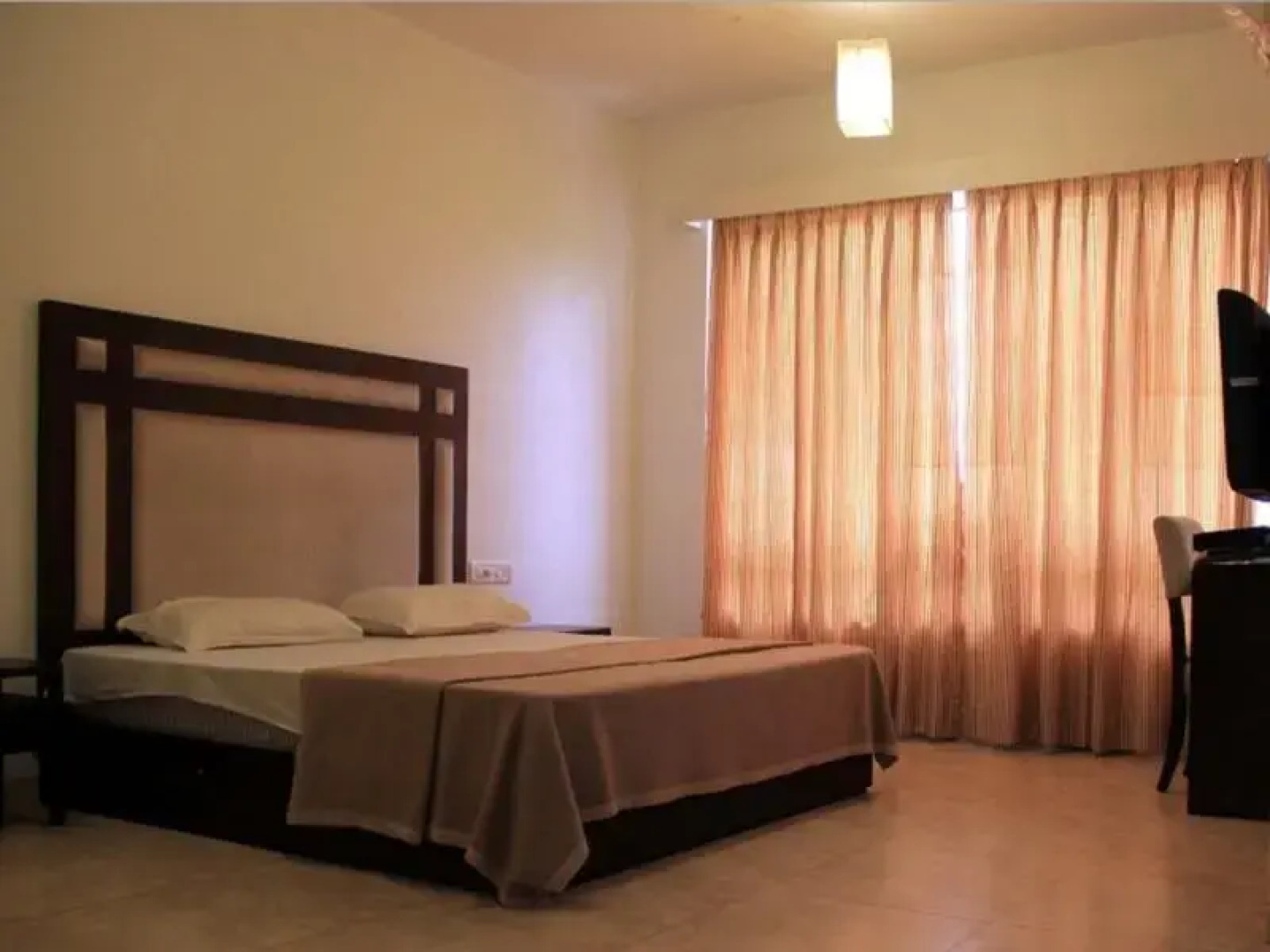 Dew Drops Boutique Retreat