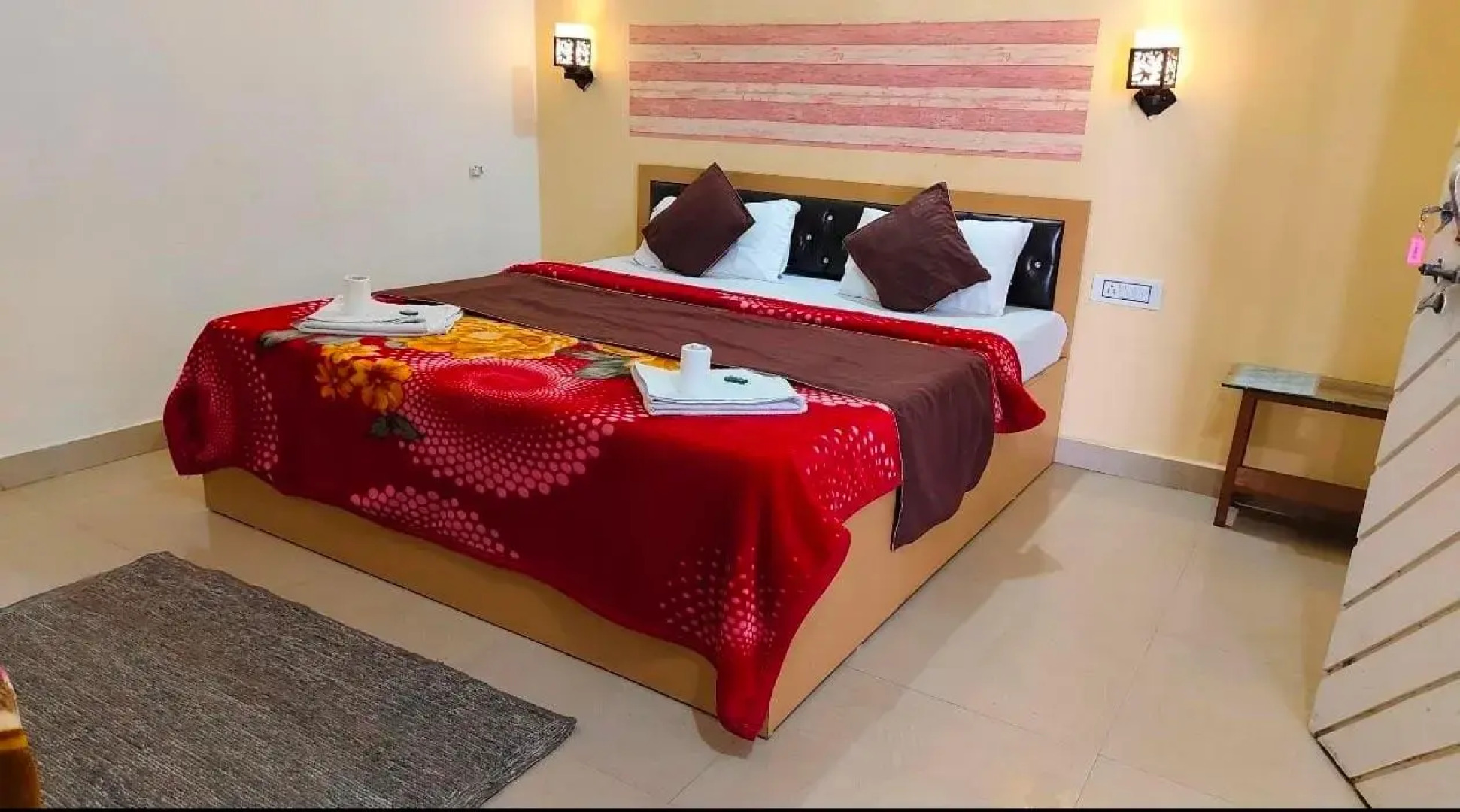 Shri Yoga Mandir Guest House