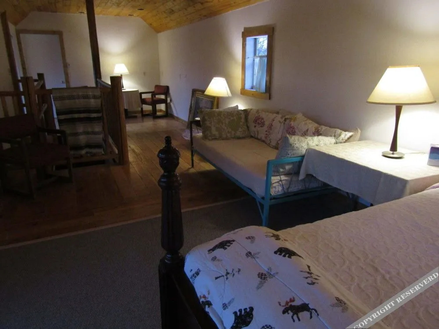 Snowmansion Taos Hostel Ski Lodge Inn & Campground