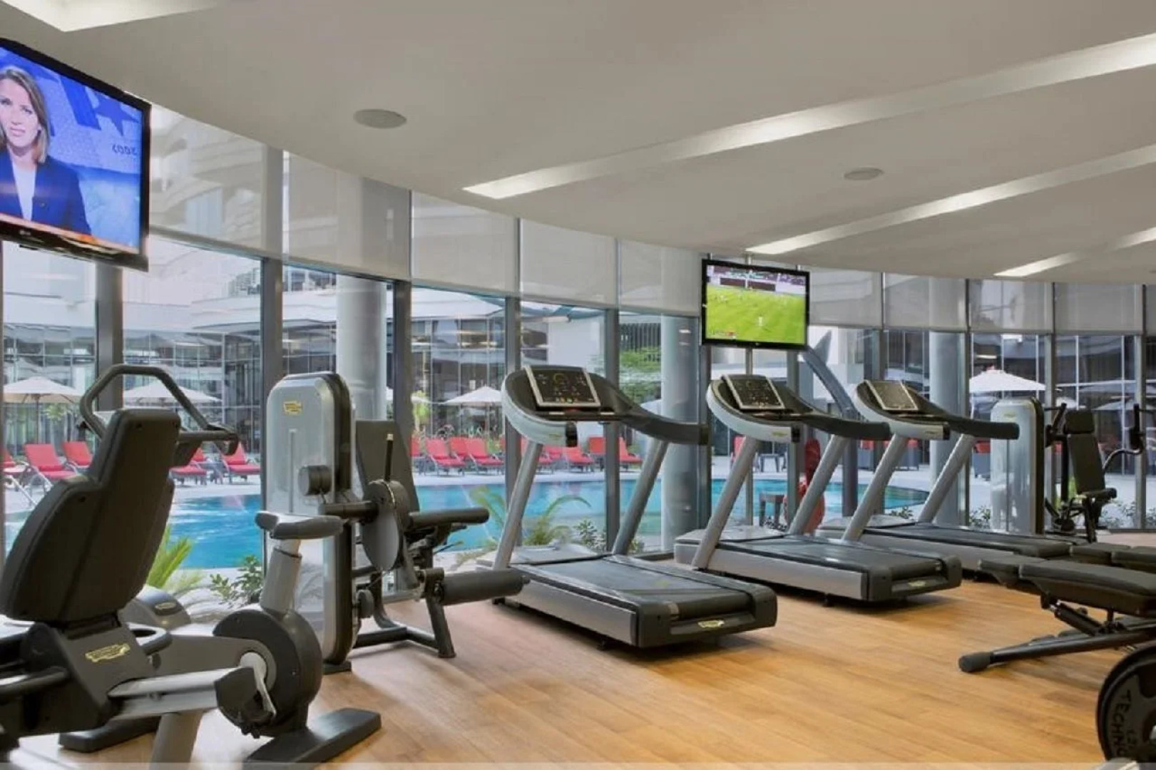 Majestic Arjaan by Rotana Hotel