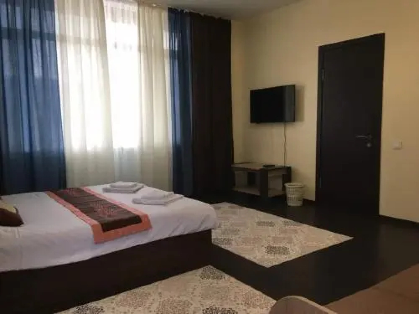 Terrace Guest House by Issyk Kul Lake