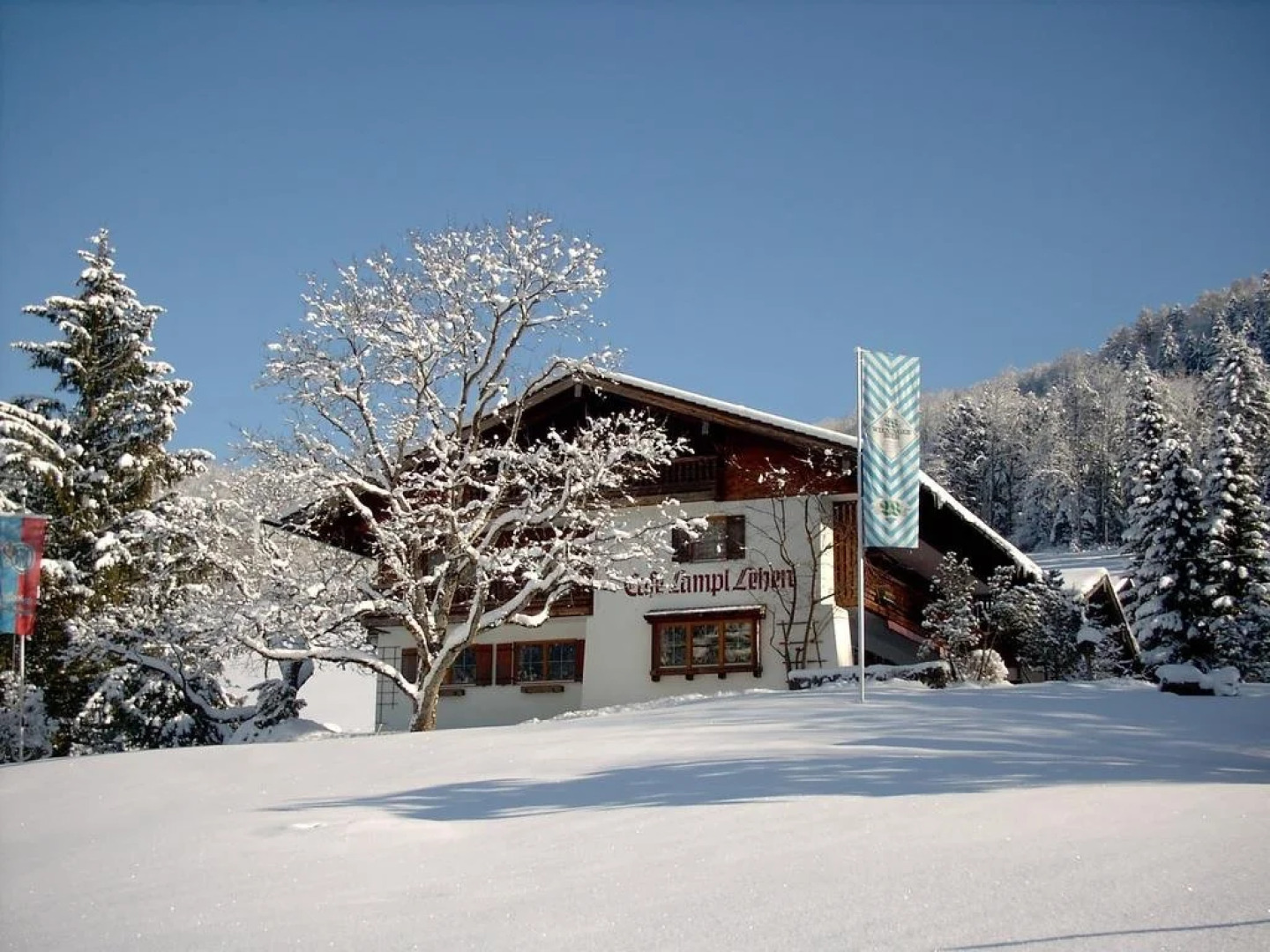 Hotel & Chalets Lampllehen