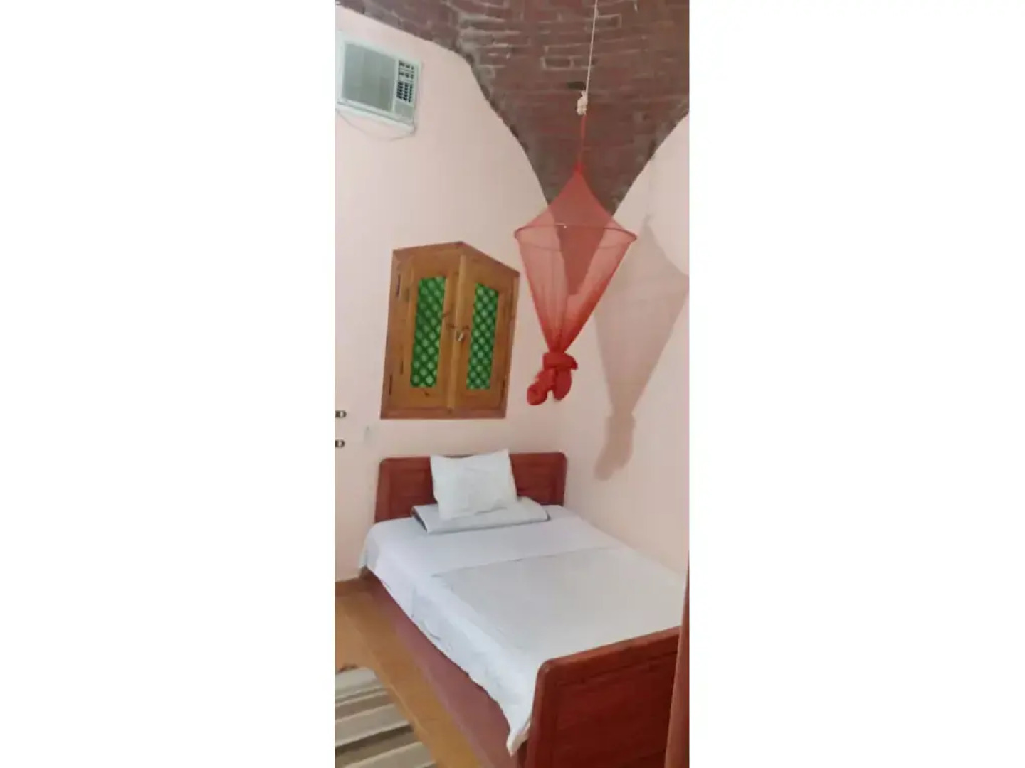 Ahmed Safari Camp & hotel