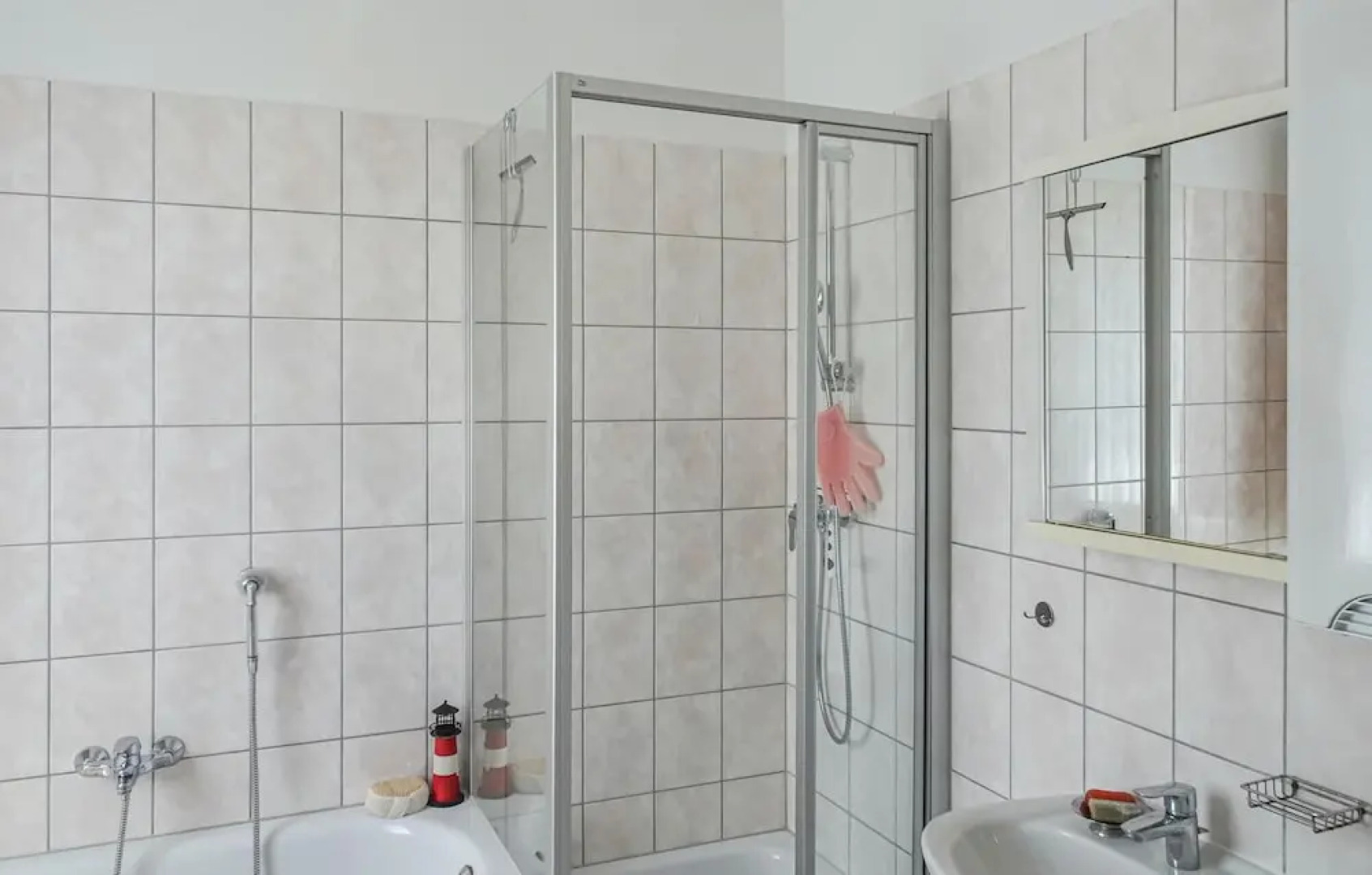 Amazing Home in Pinnow OT Godern With 3 Bedrooms and Wifi