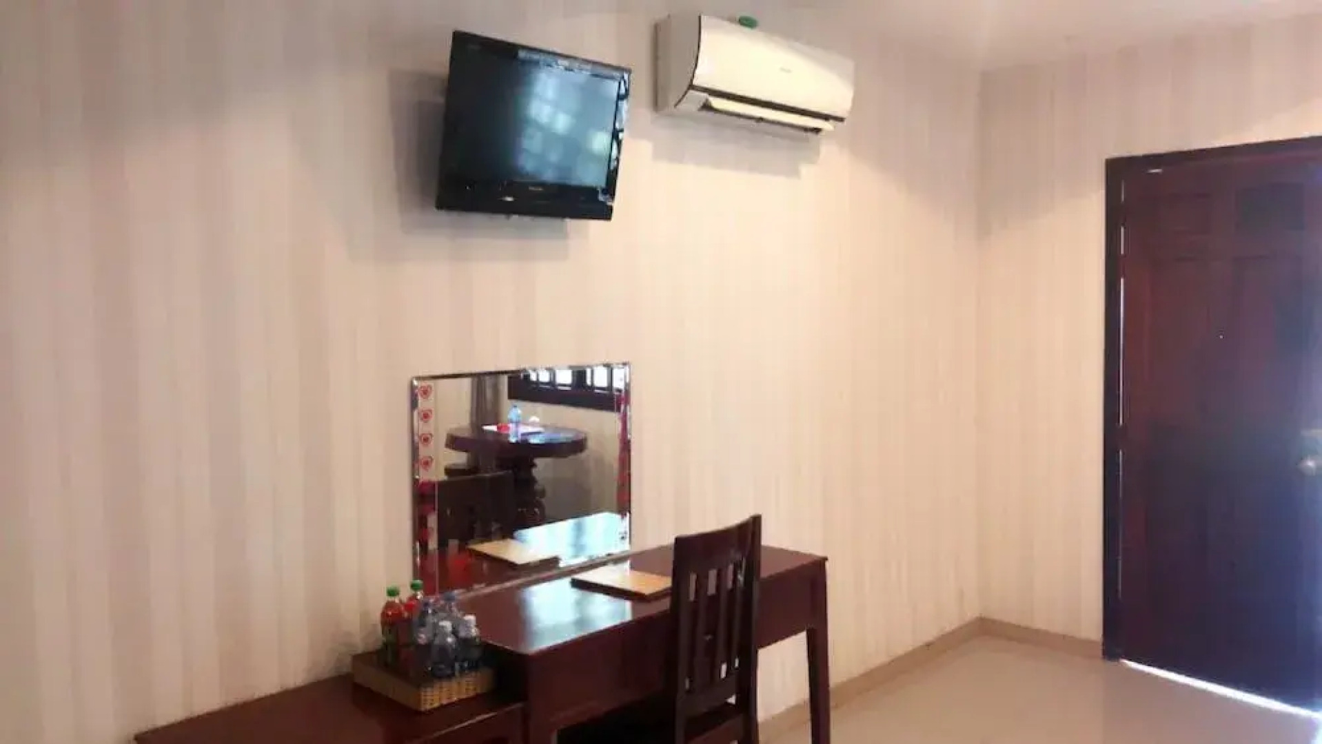 Van Huong Mai Bungalow