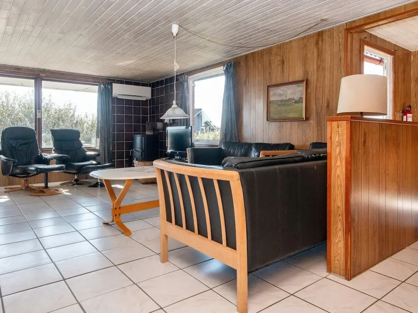 Vibrant Holiday Home in RÃ¸mÃ¸ near Sea