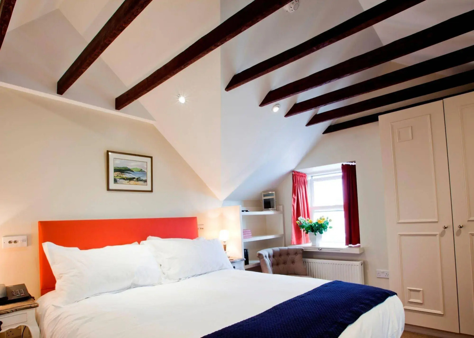 Buccleuch and Queensberry Arms Hotel