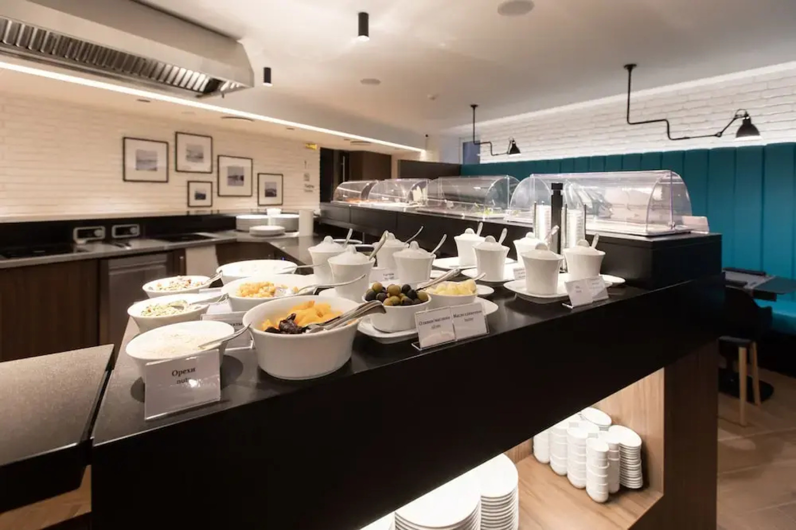 Dvor Podznoeva Studios and Apartments