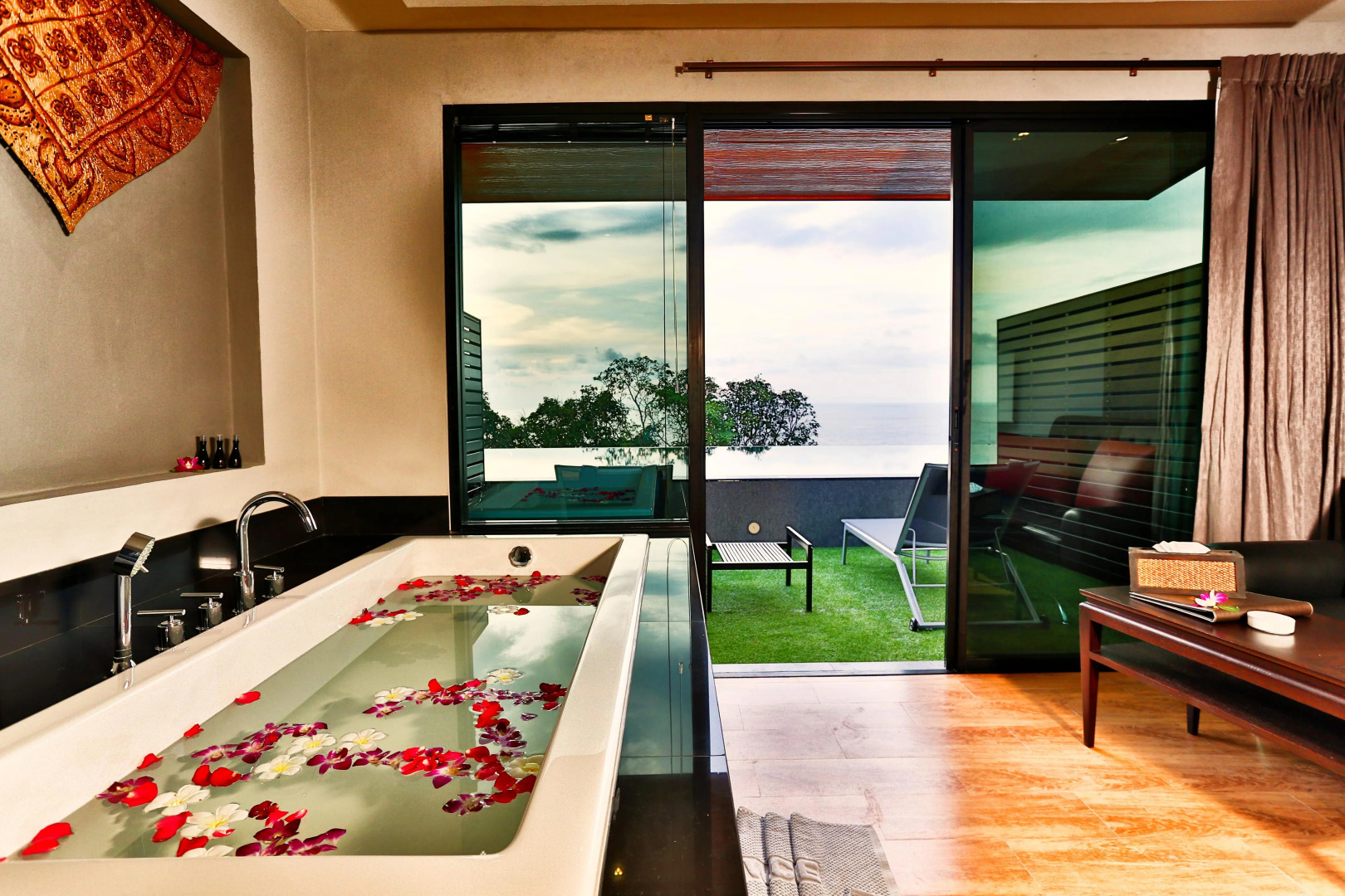 Ayara Kamala Resort & Spa