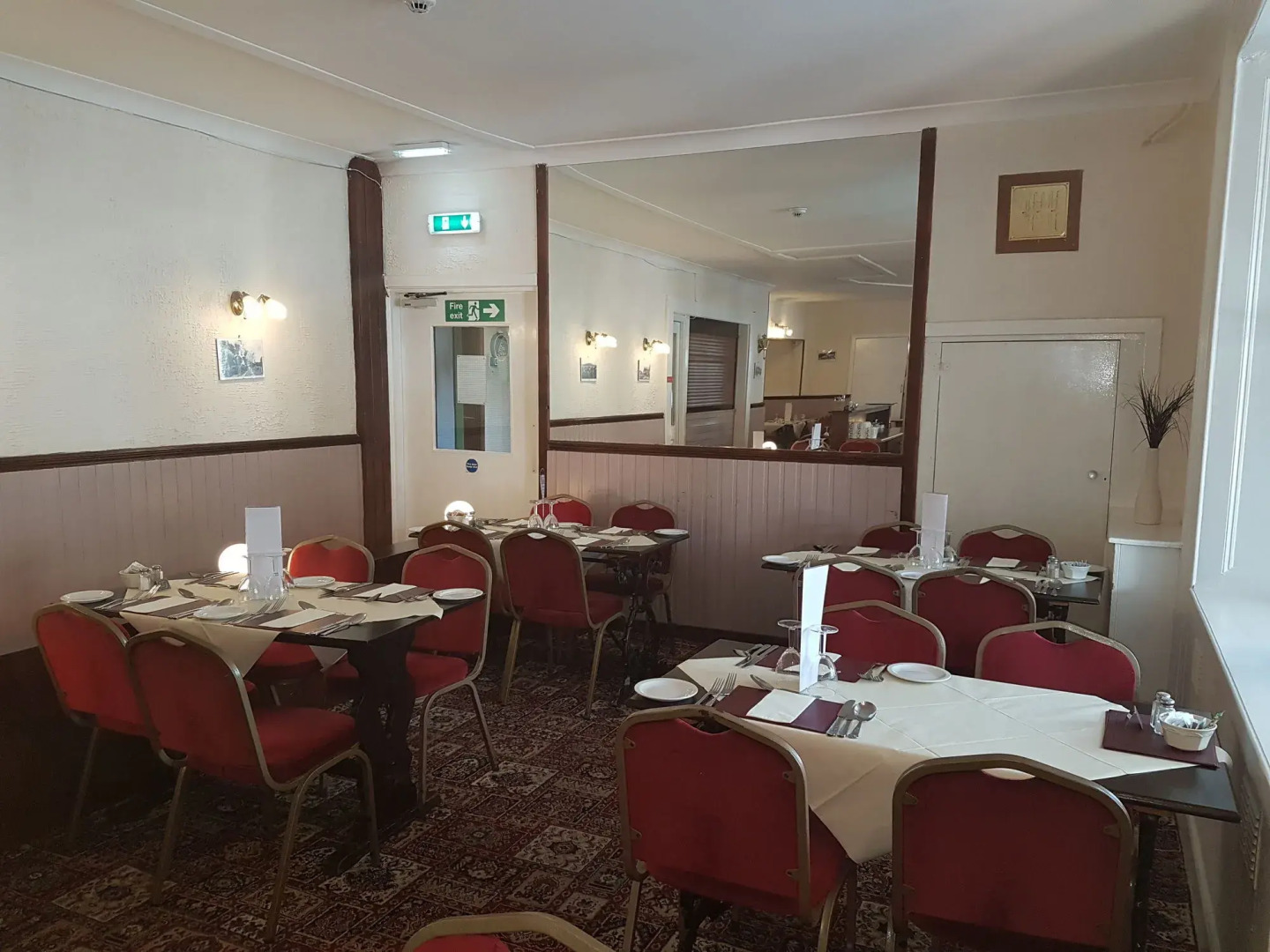 Mackay's Spa Lodge Hotel