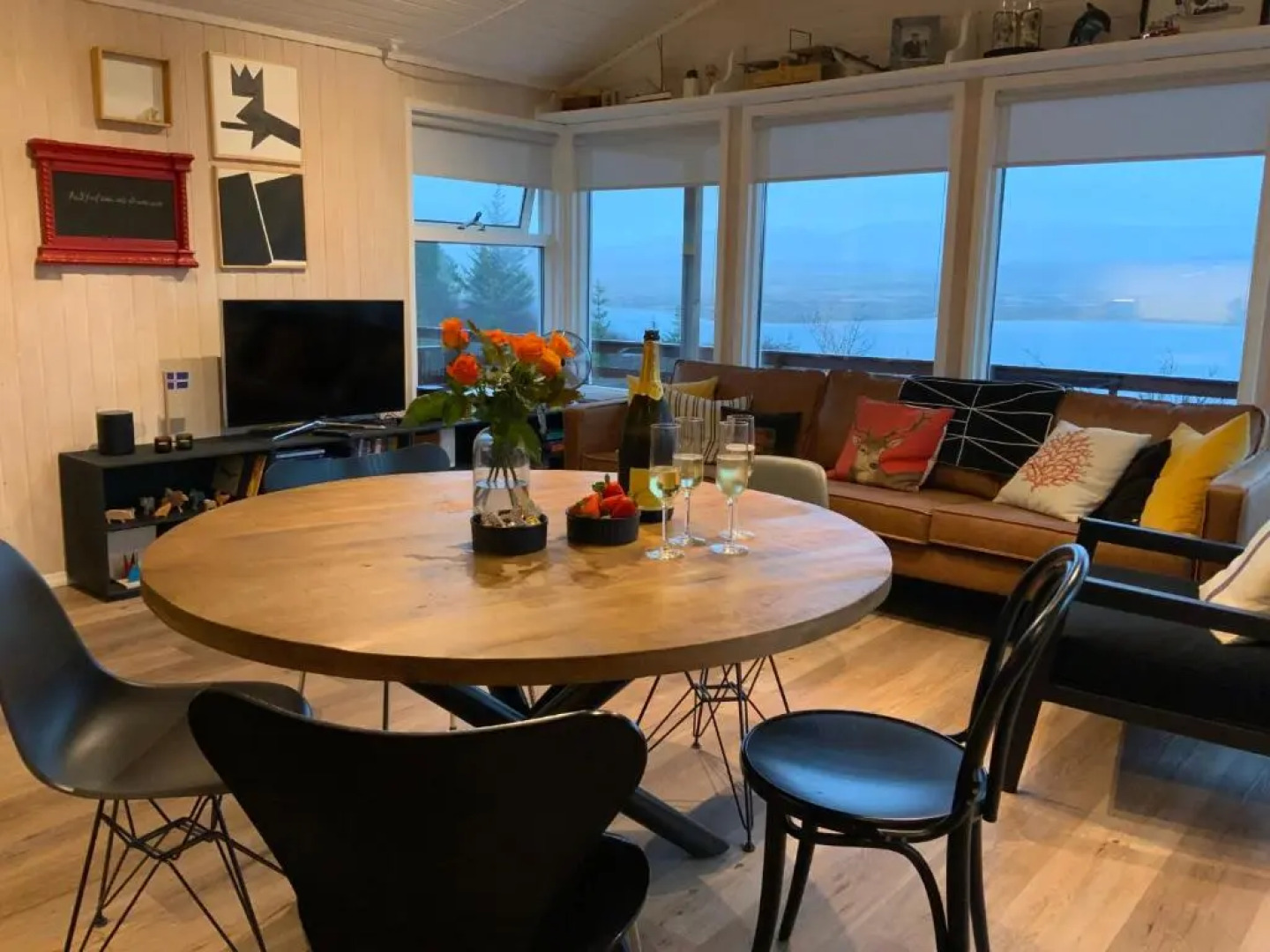 Bakkakot Lake Side Lodge