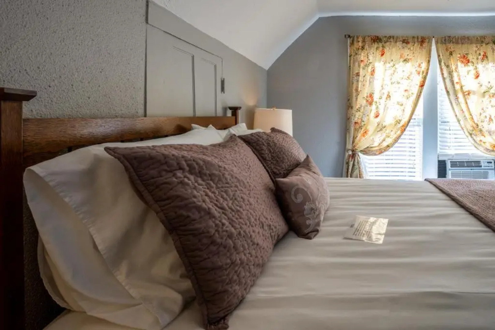 5 Ojo Inn Bed and Breakfast