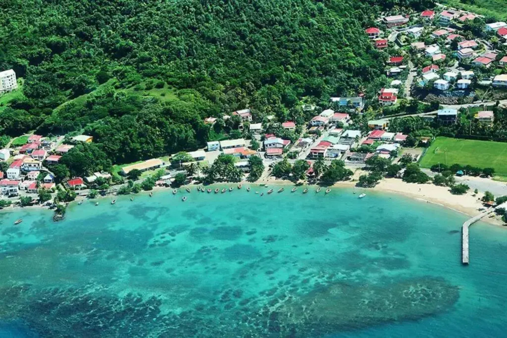 Appartement 2 piscines et vue mer
