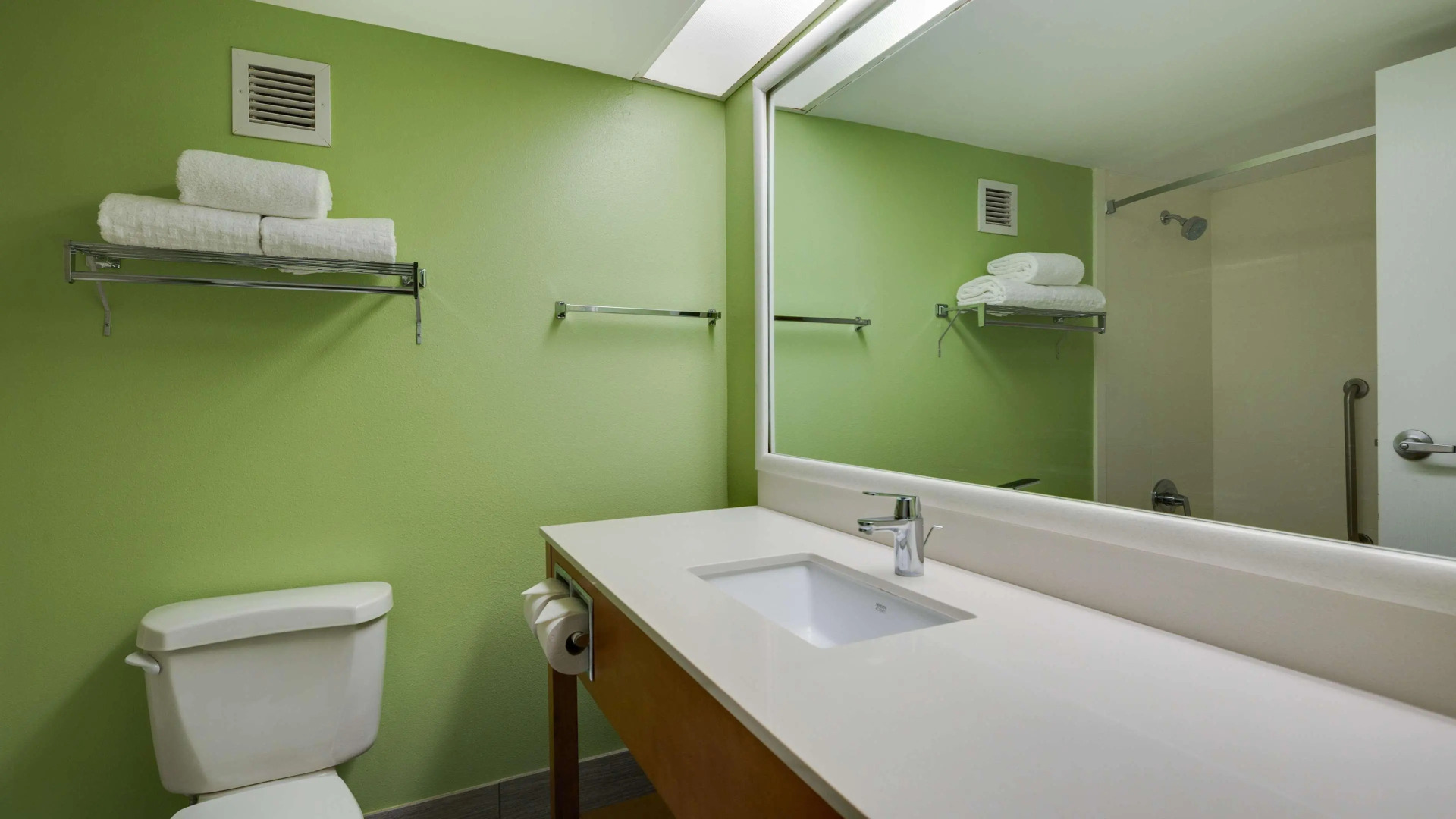 Beal House Fort Walton Beachfront, Tapestry Collection by Hilton