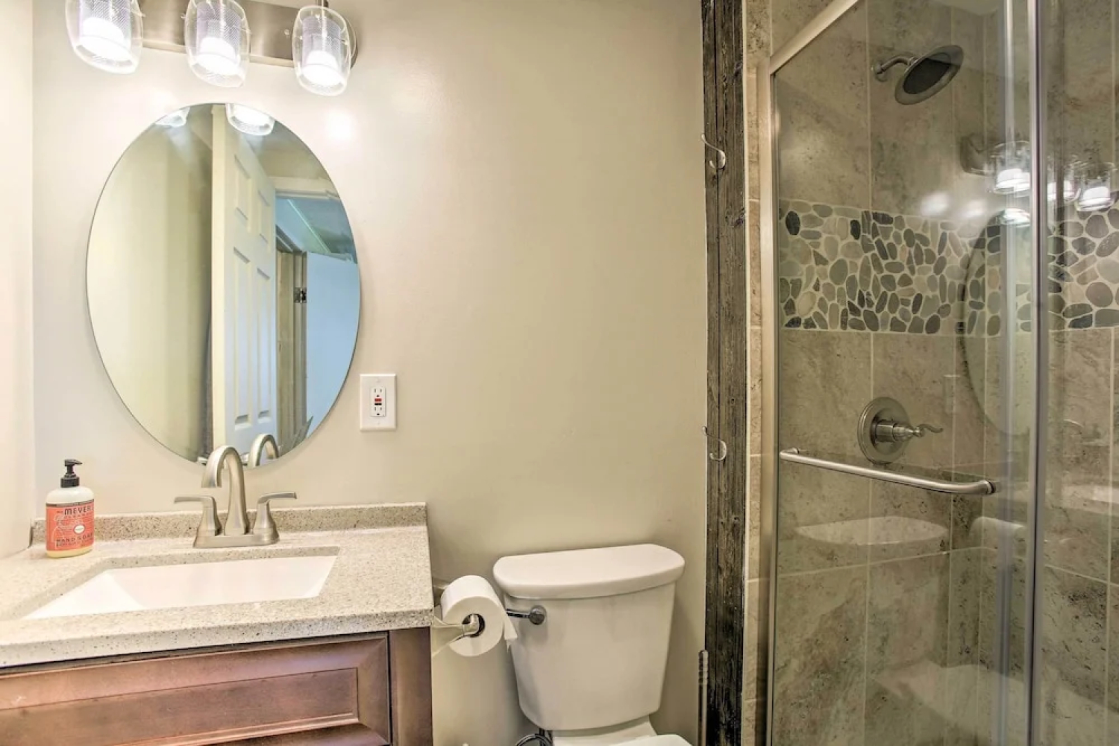 Waterfront Houghton Lake Cabin W/private Dock