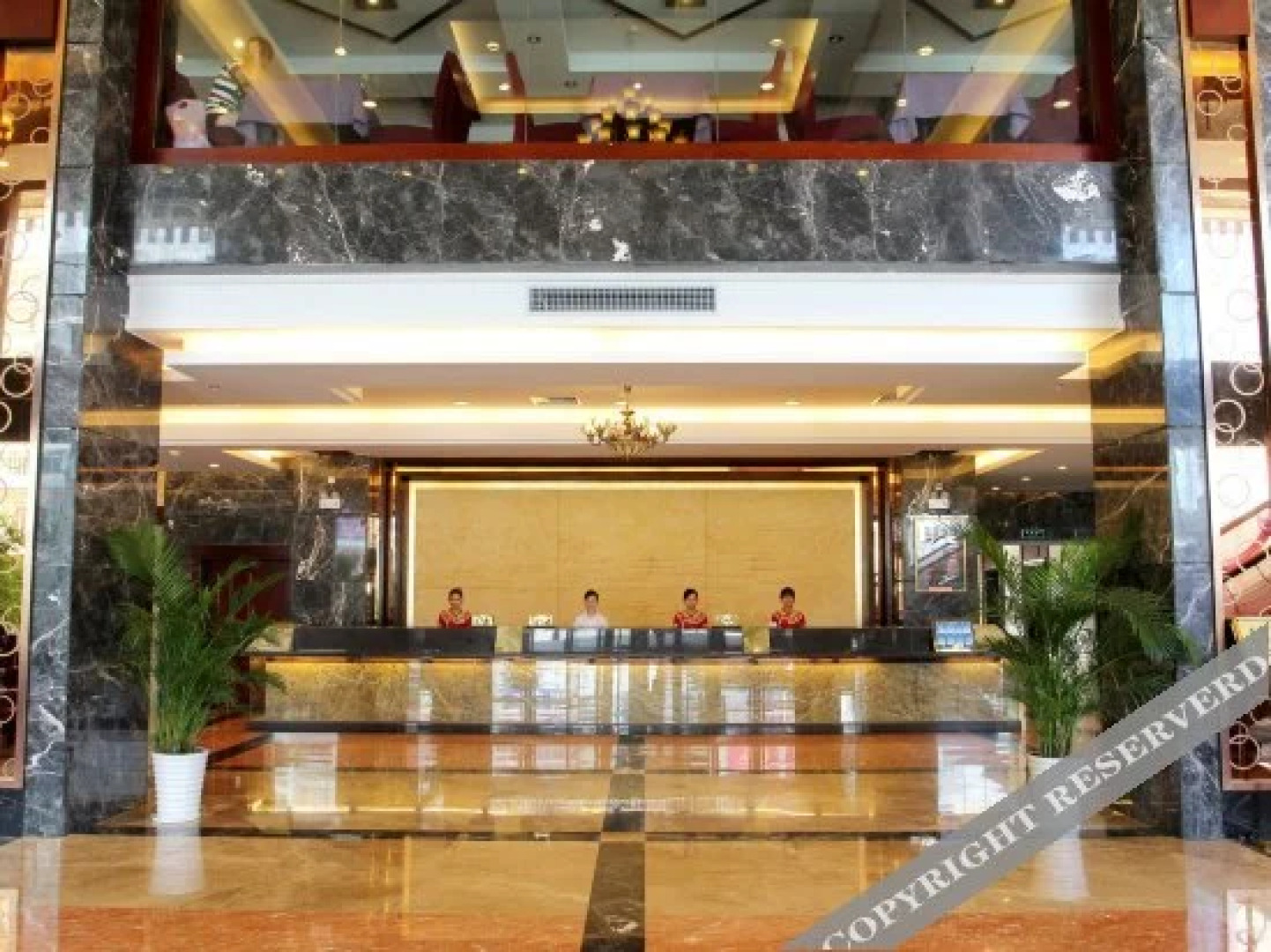 Yijia San Jiang Hotel