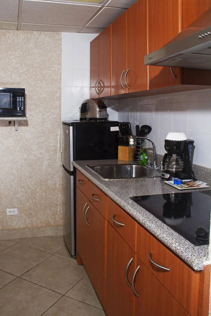 Vistas De San Juan One Bedroom Apt