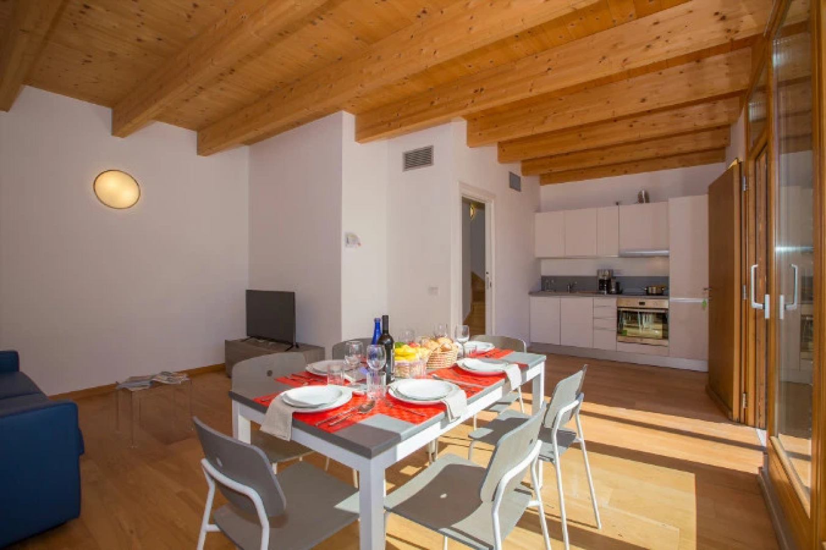 Paradiso del Lago B2