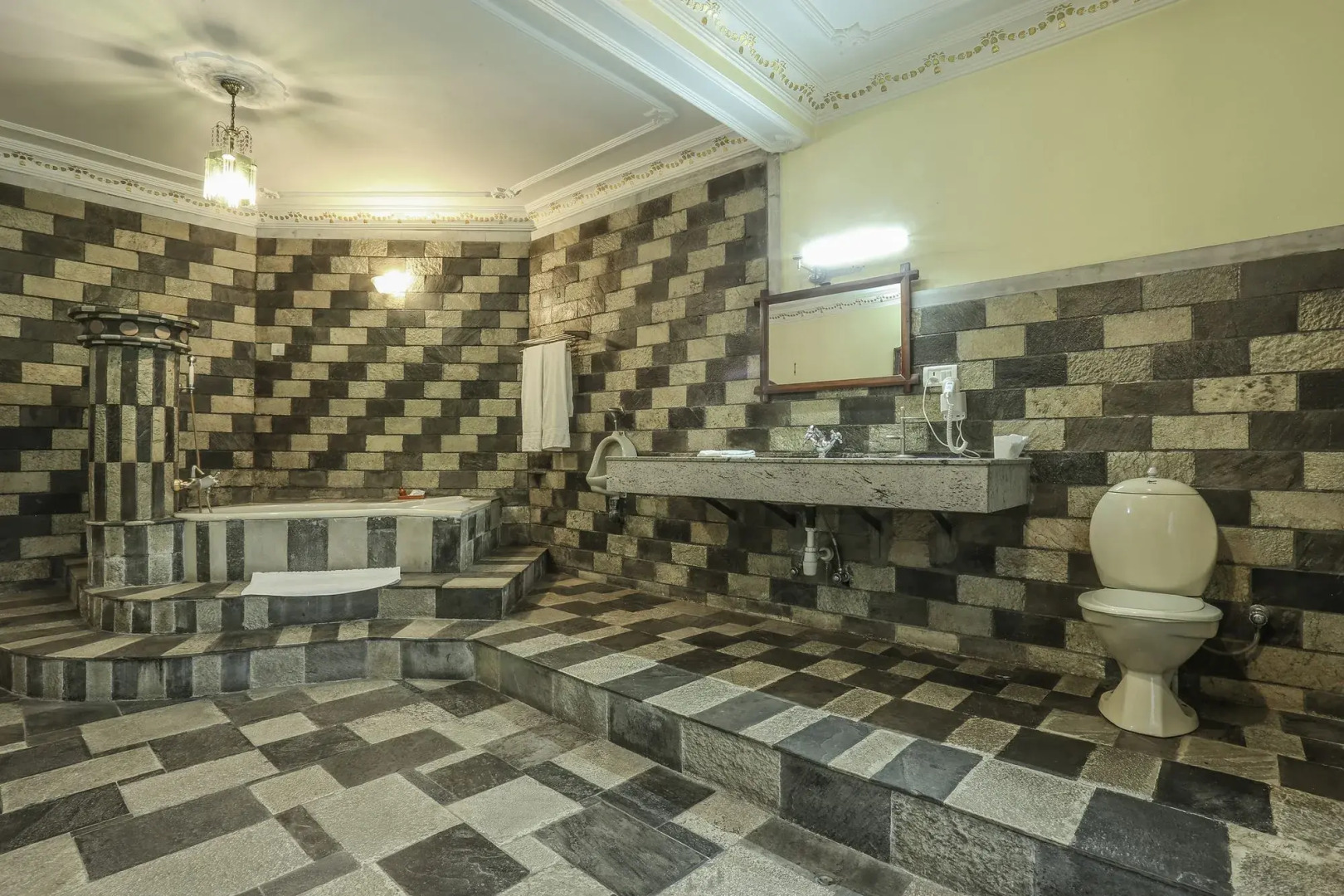 Grand Norling Hotel's Resort