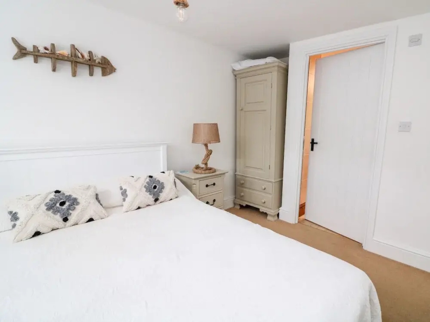 1 Keepers Cottage, Hillfield Village