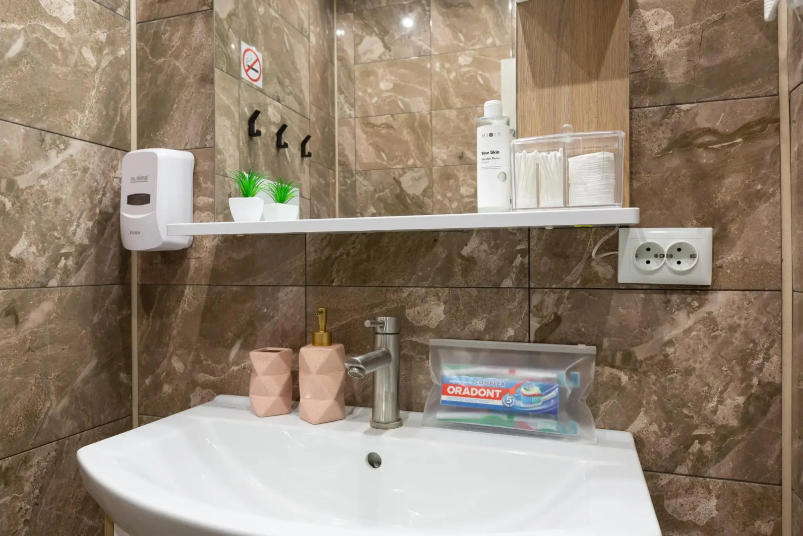 Апартаменты на проезде Сургутский