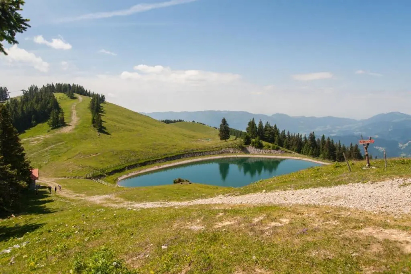 Farmhouse Blackberry Pool Wellness