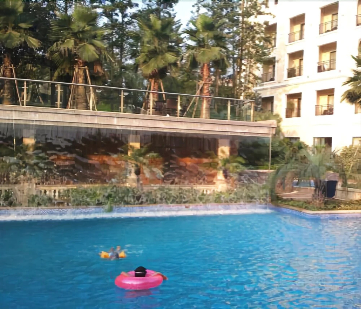 Days Hotel and Suites Zhaozhuang Xingyi Resort