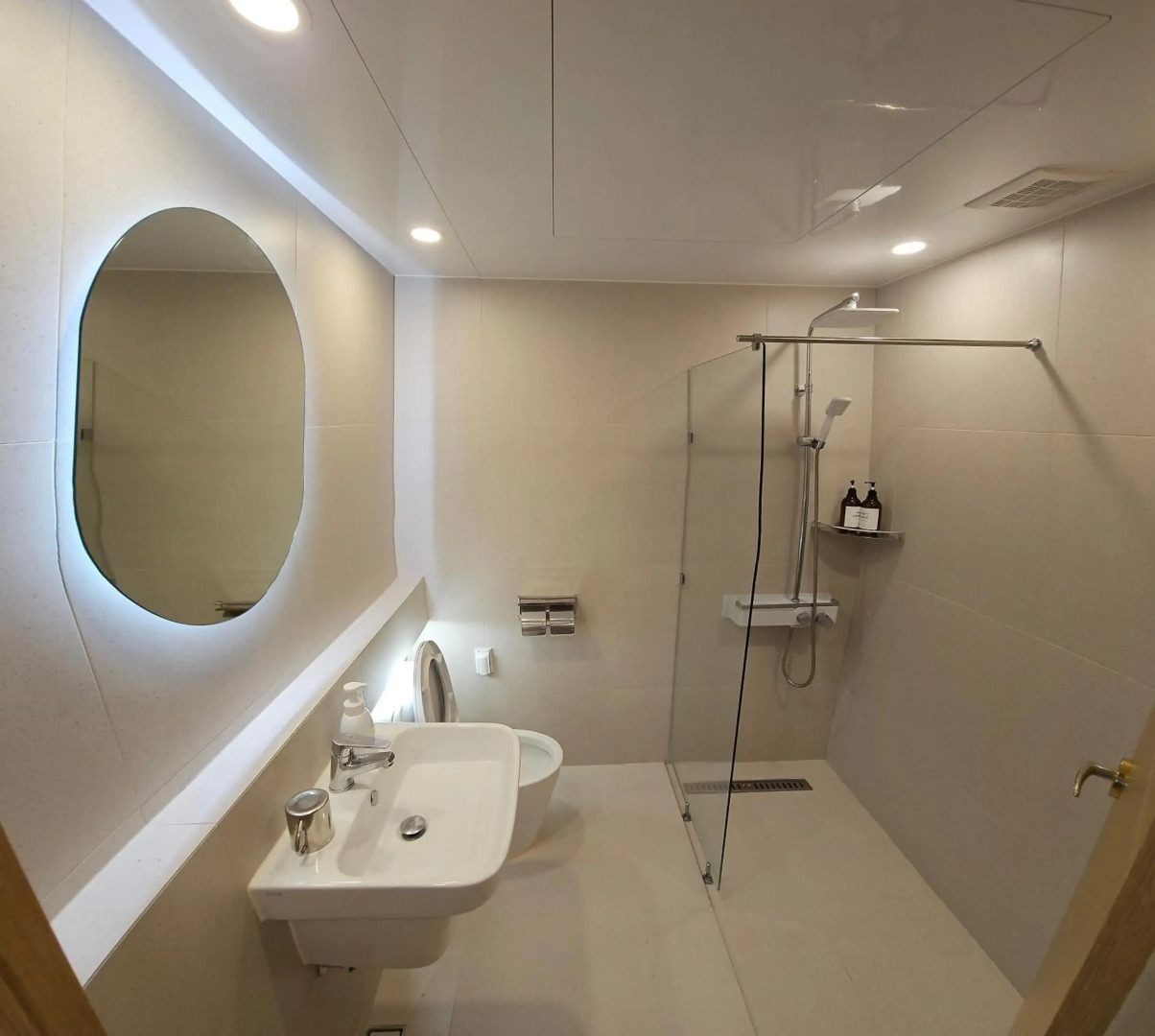 Bay Condo Hotel Tongyeong