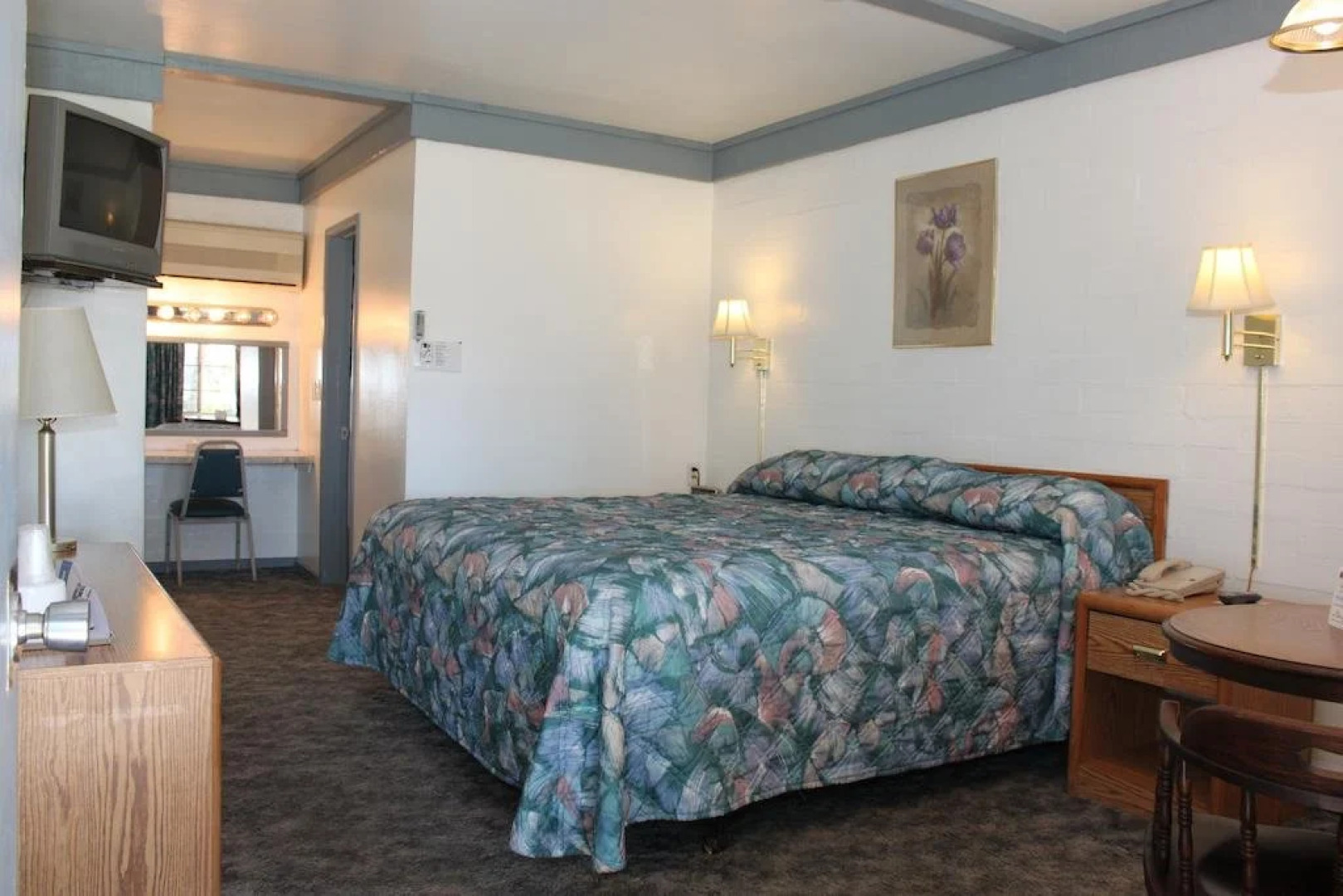 Lake Mohave Marina & Lodge