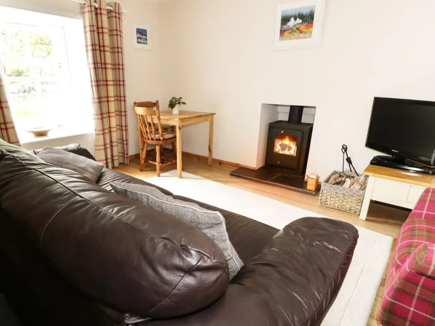 Cnocachanach Cottage