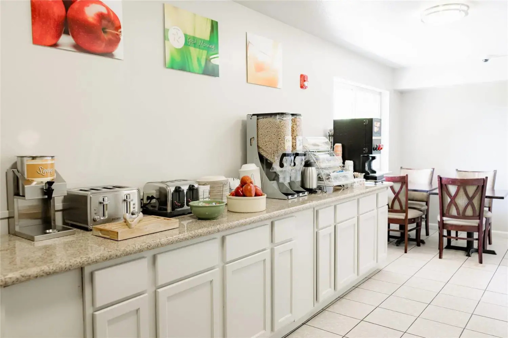 Holiday Inn Express Lathrop (stockton Area)