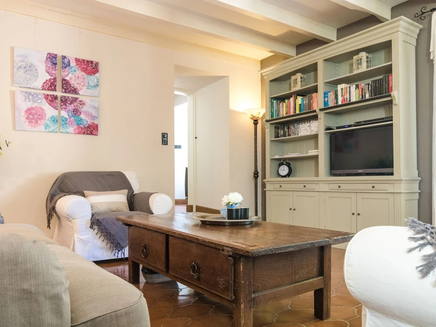 Armhouse With Artistic Interiors and Pvt. Pool in STE Alvère