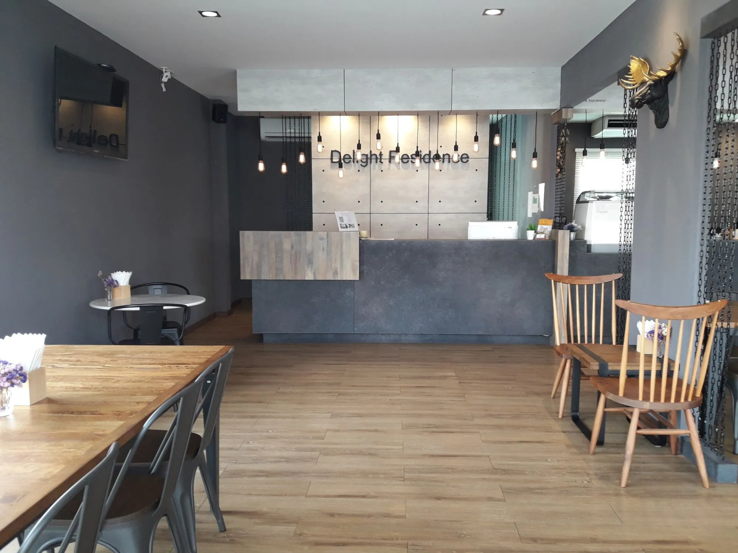 OYO 488 Delight Residence