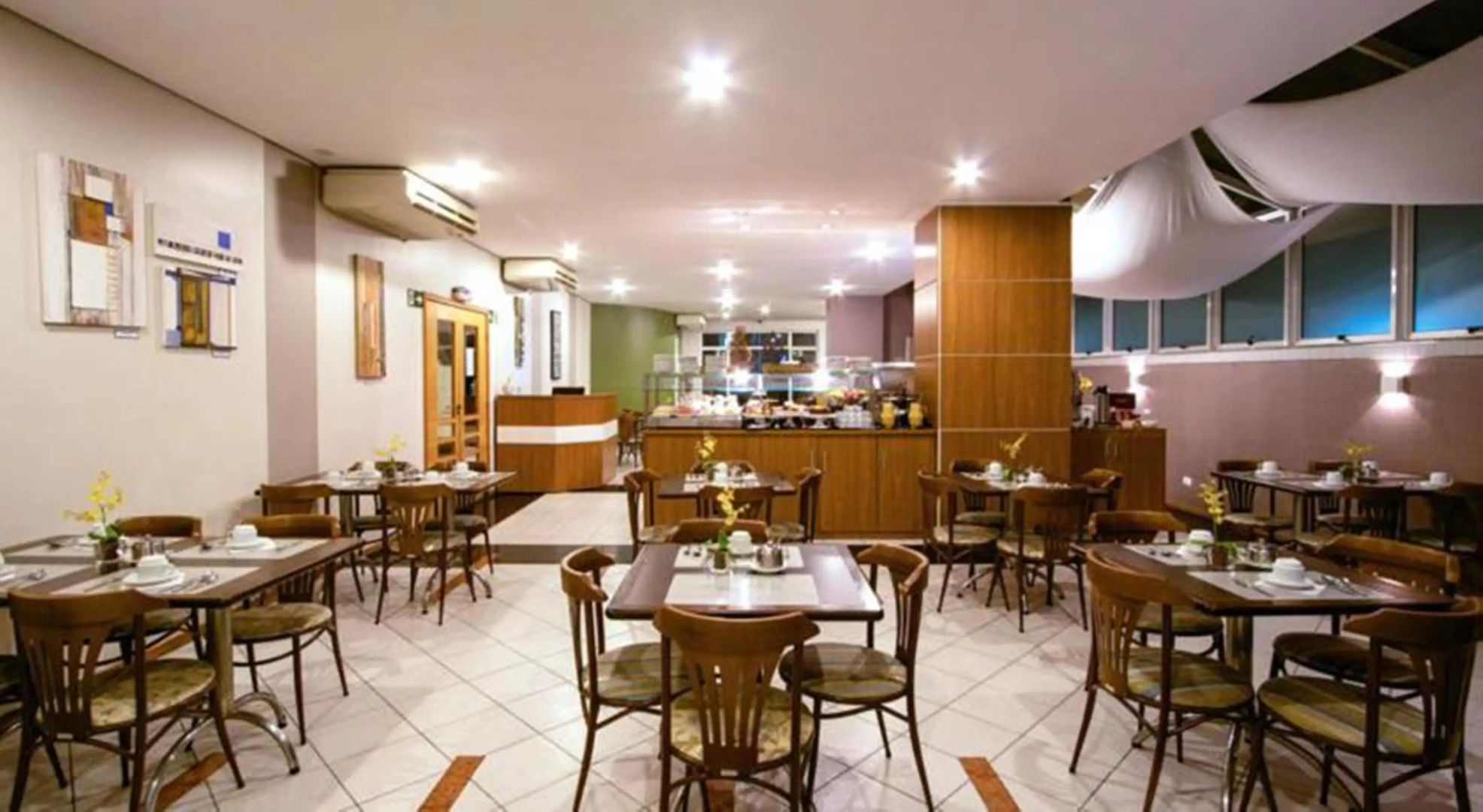 Bristol Centro Cívico Multy Hotel