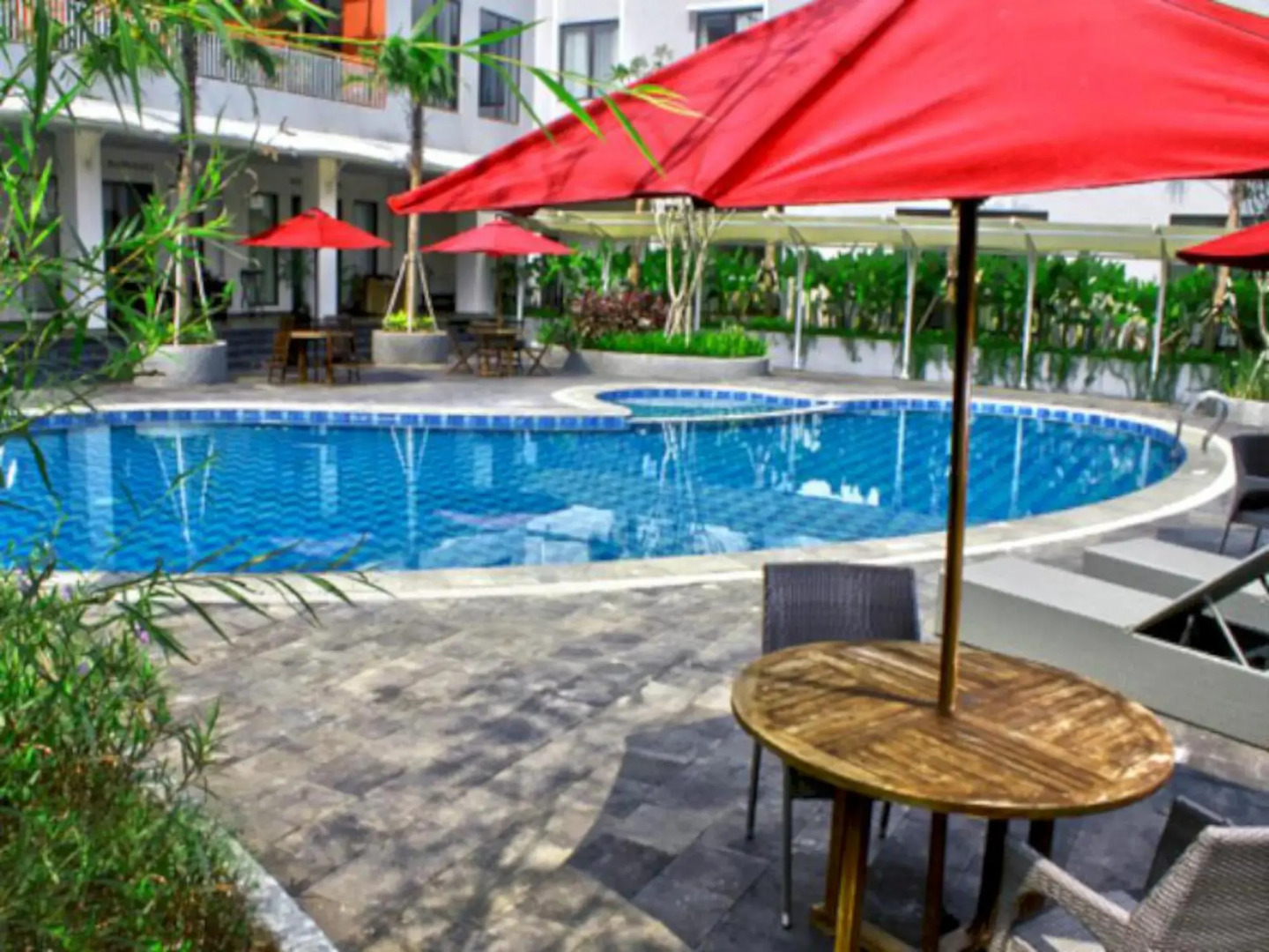 Padjadjaran Suites Resort & Convention