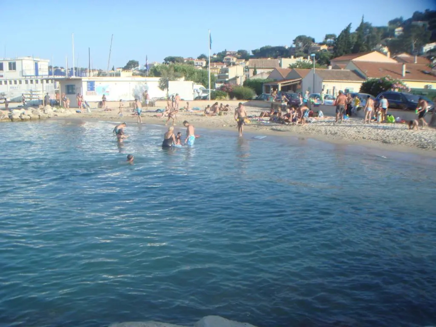 Studio hyper équipé à 150m d'une plage de sable fin grande terrasse presqu'île de charme