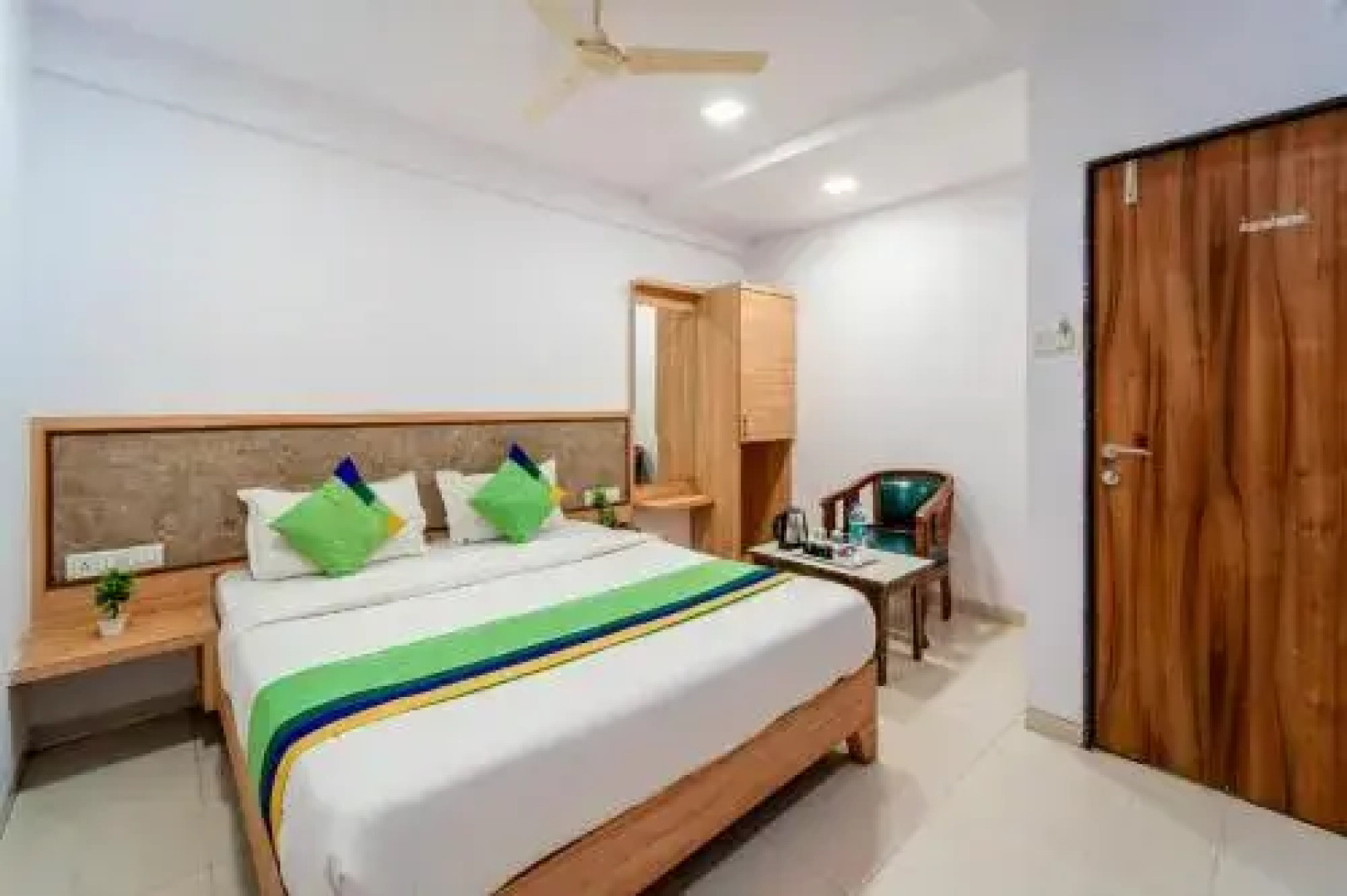 Townhouse 701 Hotel Bright Plaza