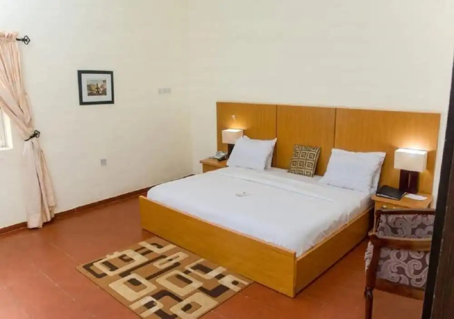 Apartments & Hotels by Qualer Jos