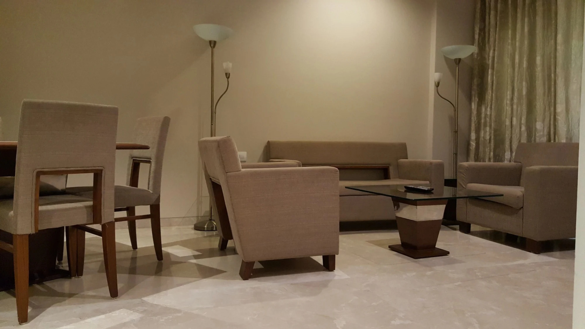 Royal Orchid Central, Vadodara