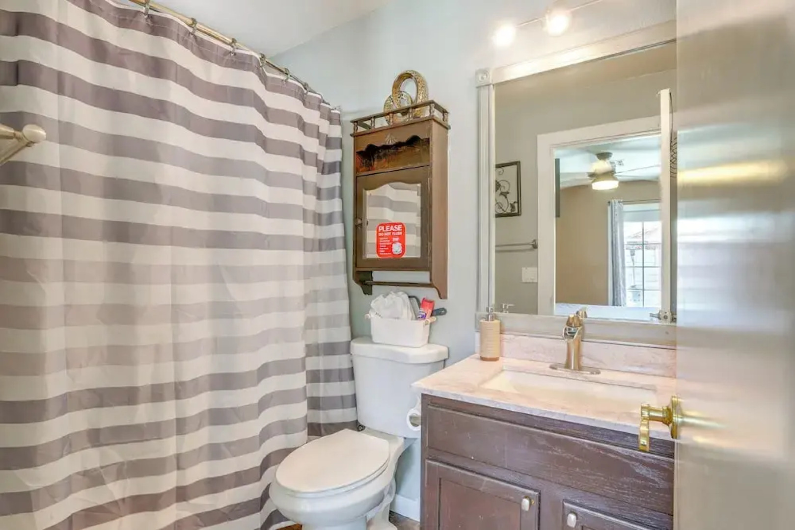 4 Mi to State Farm Stadium: Avondale Home w/ Patio