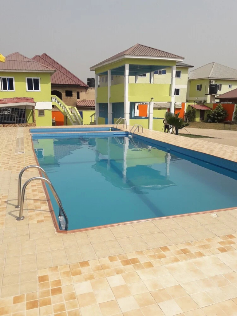 Gorsben Royal Lodge Hotel