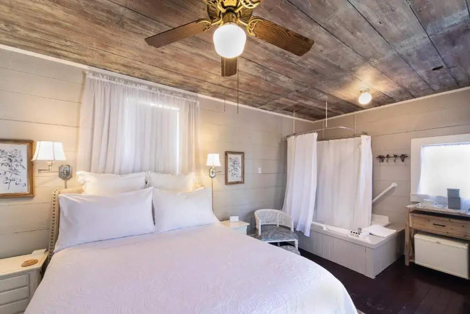 Katy House Bed and Breakfast