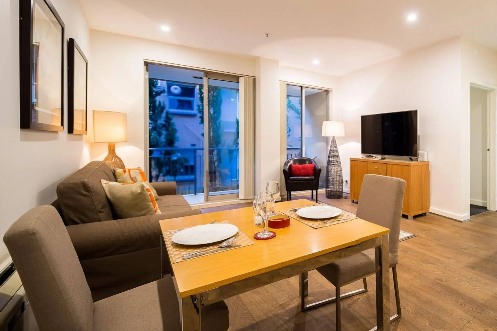 Catani 2 - StayCentral