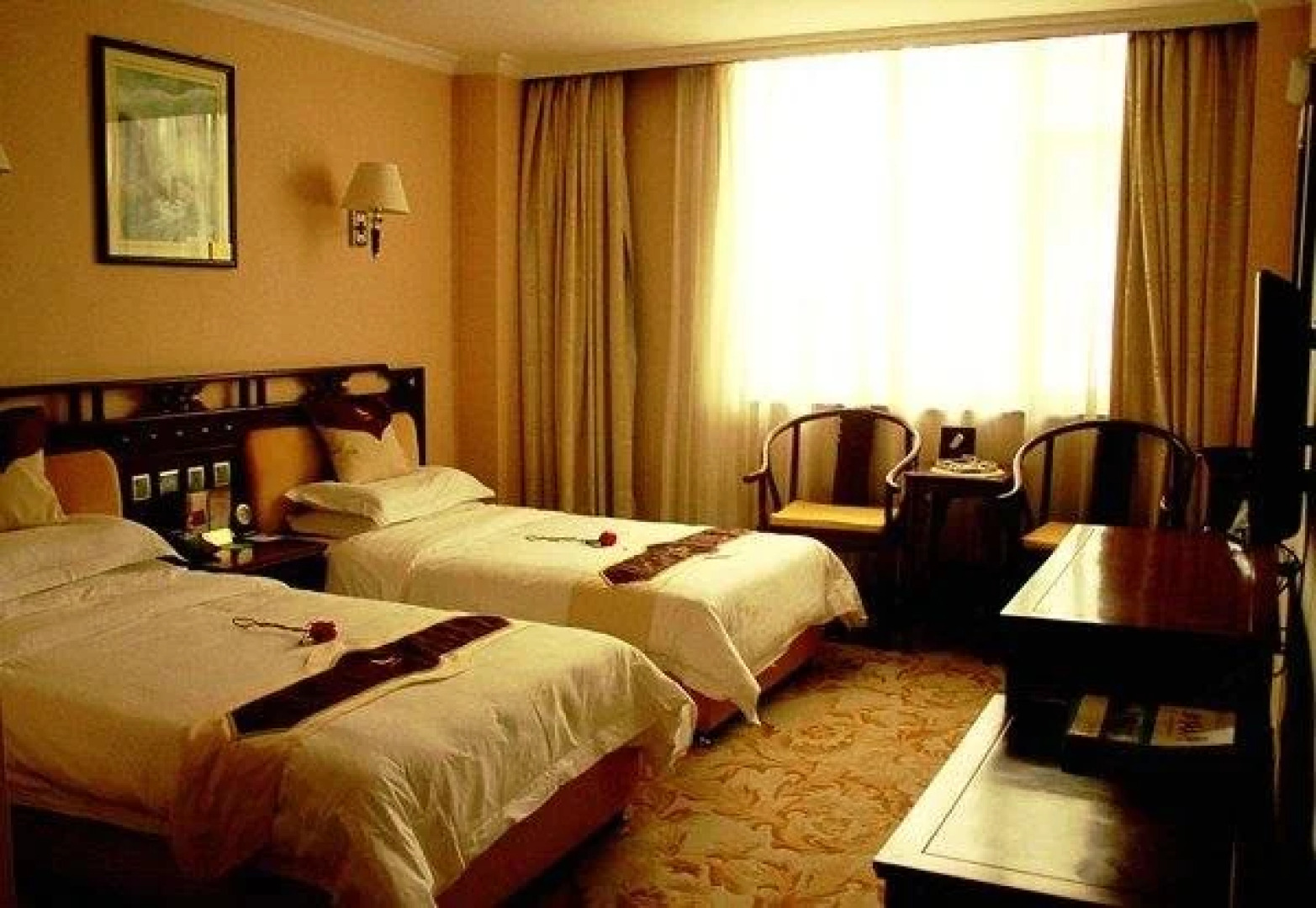 Baiyin Hotel
