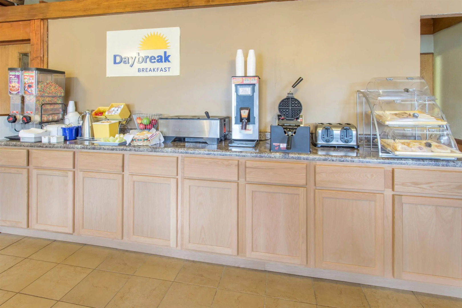 The Oasis Hotel & Bar