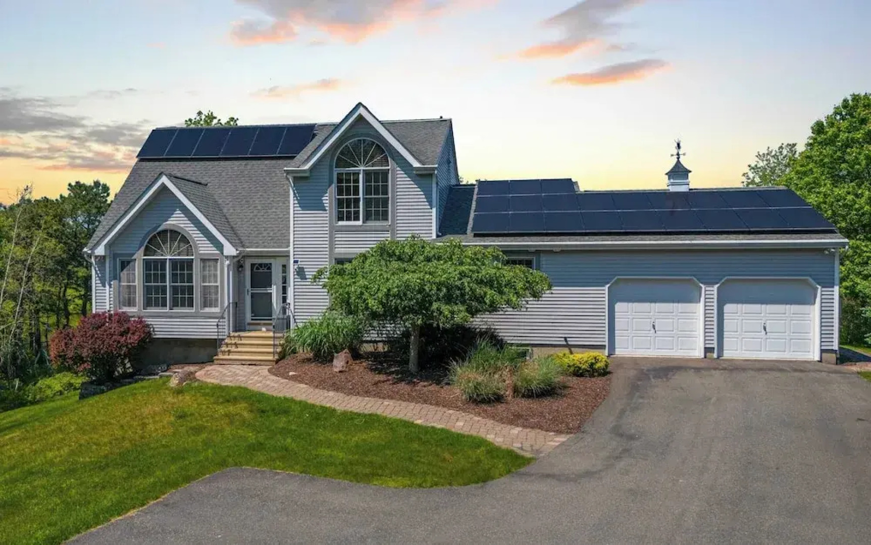 Laker's Pointe by Avantstay Lakefront Private Peninsula Hot Tub, Game Room